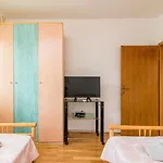 Jere-1 By Interhome Apartmán Pula