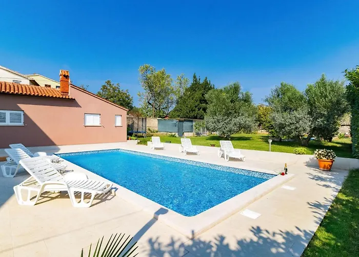 Jere-1 By Interhome Apartment Pula