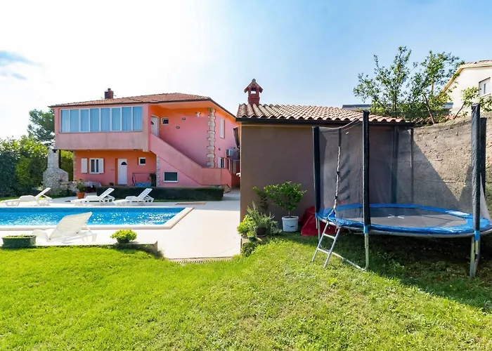 Jere-1 By Interhome * Pula