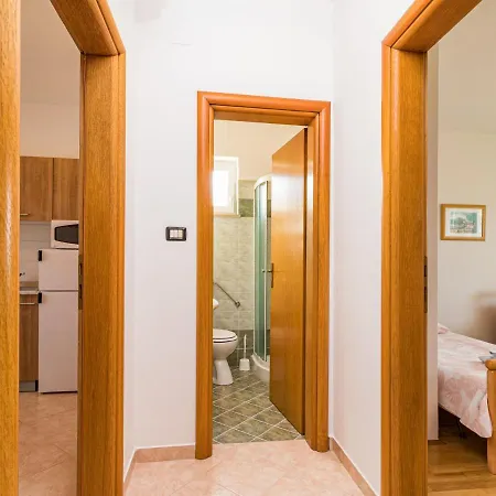 Jere-1 By Interhome *