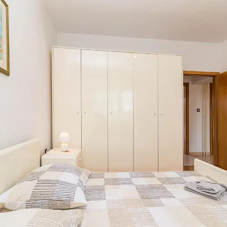 Jere-1 By Interhome *