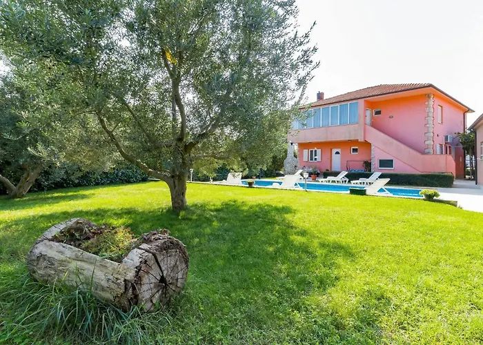 Jere-1 By Interhome Póla